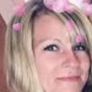 Meet your Posher, Carrie